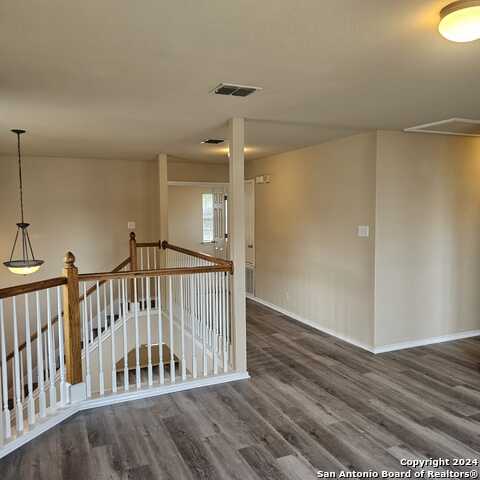 4007 Dunn Oak Dr Property Photo 11