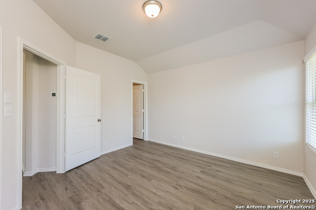 5015 Jade Crossing Property Photo 9