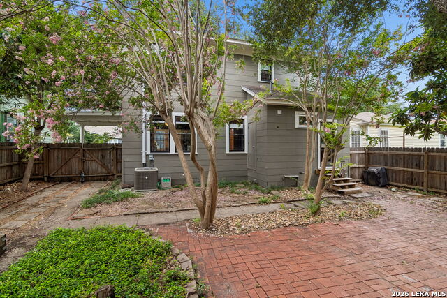 607 W Kings Hwy Property Photo 24