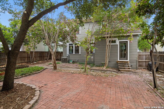 607 W Kings Hwy Property Photo 25