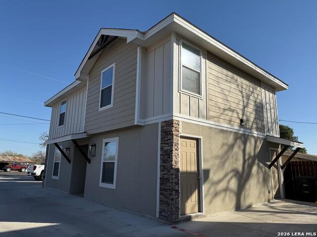 2873 Del Rio Boulevard Property Photo 1