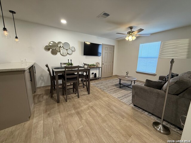 2873 Del Rio Boulevard Property Photo 3