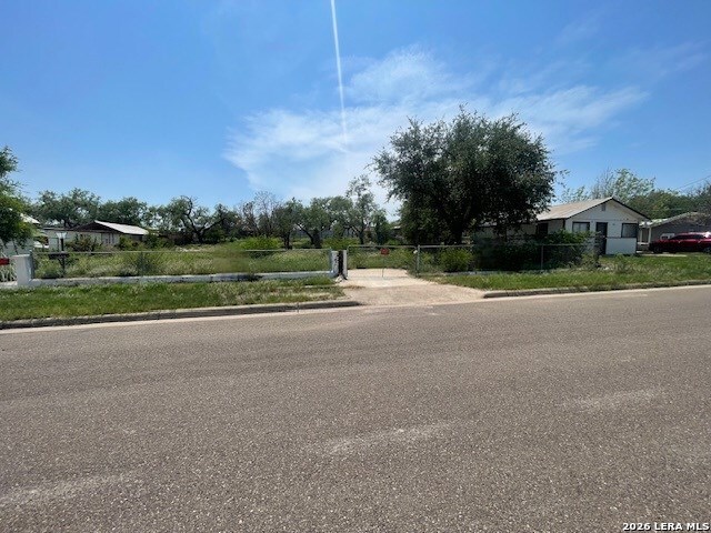 965 Ave D Property Photo 9