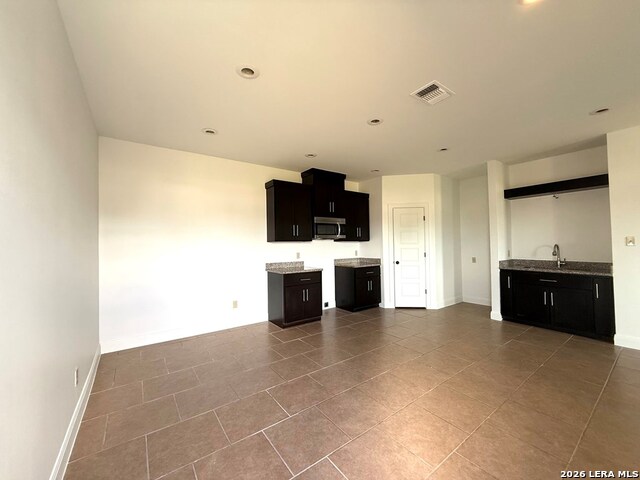 2657 Oak Manor Dr Property Photo 6