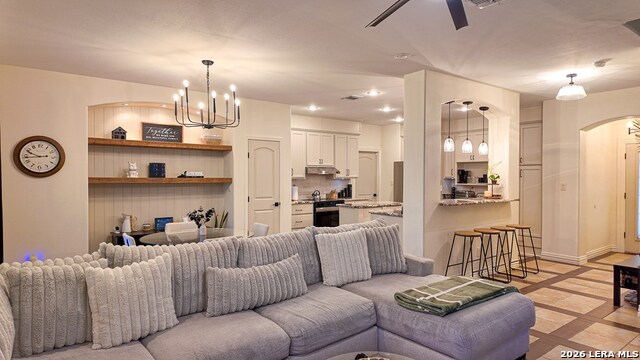 615 N Trinity St Property Photo 11