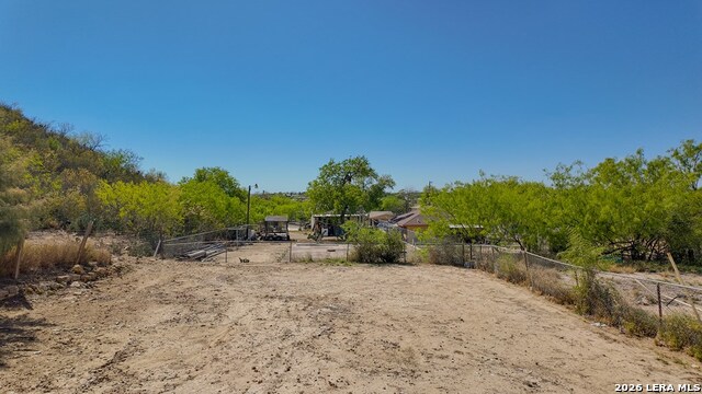 615 N Trinity St Property Photo 43