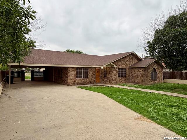 415 Chuck Wagon Property Photo 2