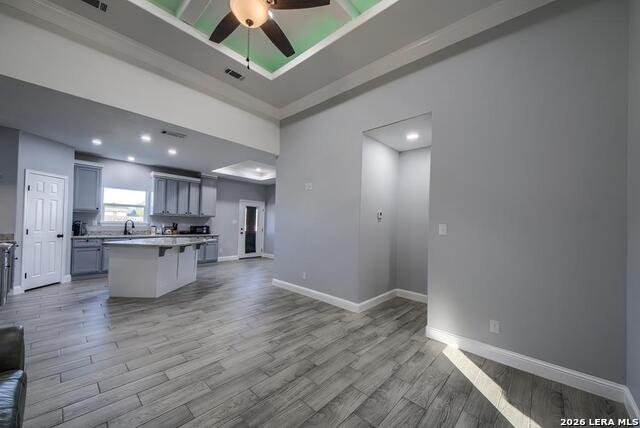 61 School Circle Property Photo 4