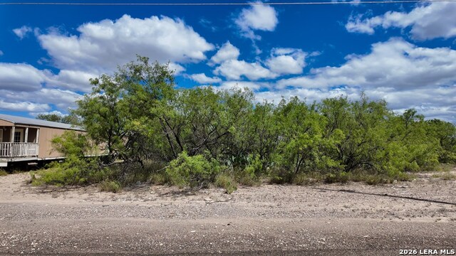 32 Borjon Dr Property Photo 2
