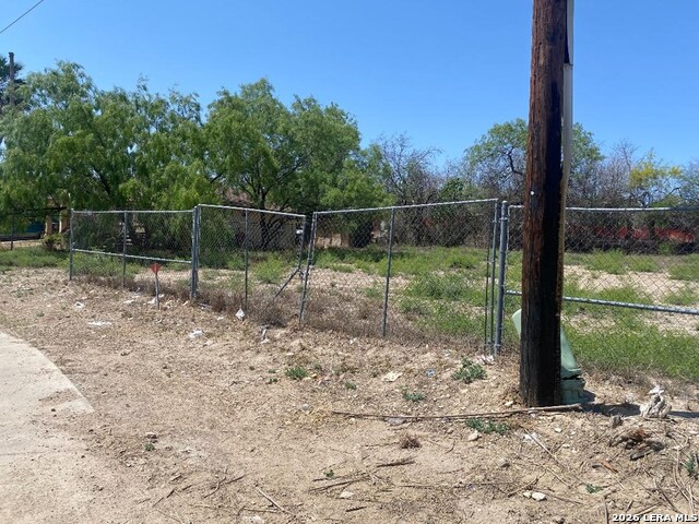 140 Balcones Blvd Property Photo 3