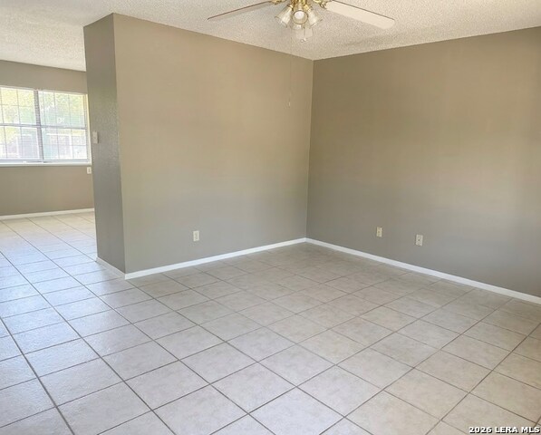 1626 Bowles St Property Photo 4