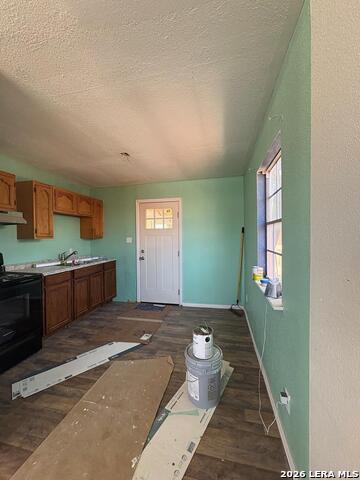 555 Adams Property Photo 6