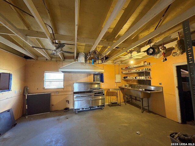 451 E Hwy 57 Property Photo 12