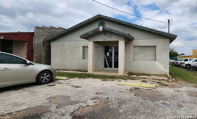 2335 El Indio Hwy Property Photo 5