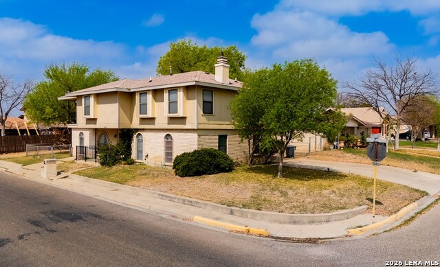 1801 Royal Ridge Dr. Property Photo 2