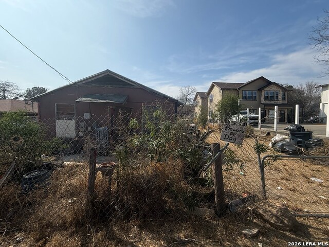 229 Comal Property Photo 3