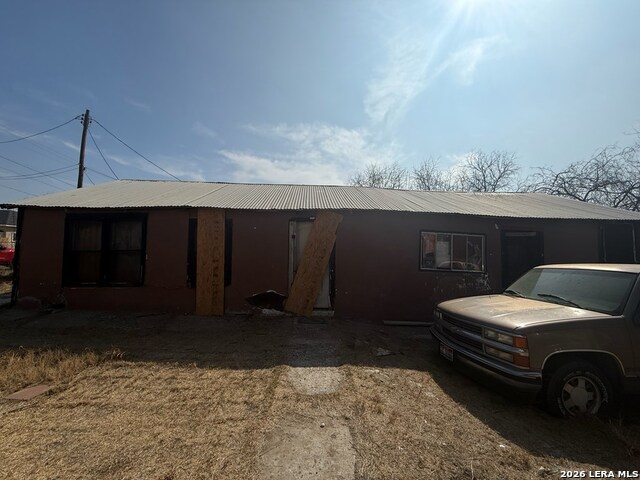 229 Comal Property Photo 4
