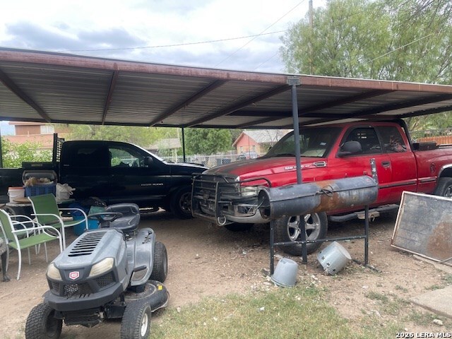 1110 Stephanie Drive Property Photo 2
