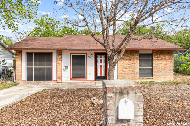 4334 Hickory Hill Dr Property Photo 5
