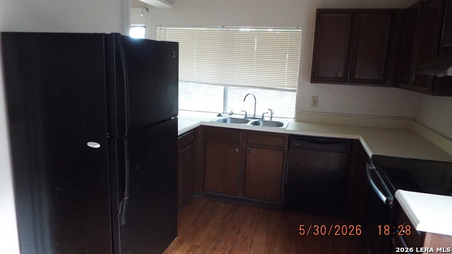 7810 Lazy Forest Property Photo 4