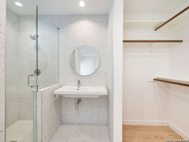 305 Joliet Avenue Property Photo 32
