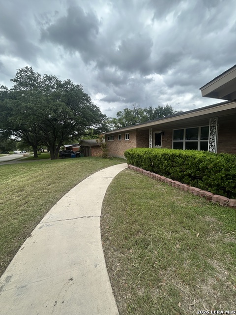 110 Northaven Property Photo 2
