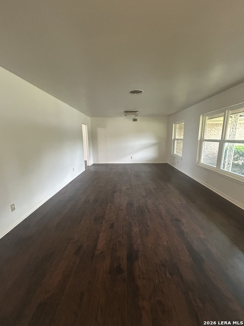 110 Northaven Property Photo 3