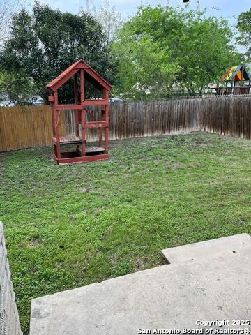 433 Dora St Property Photo 16