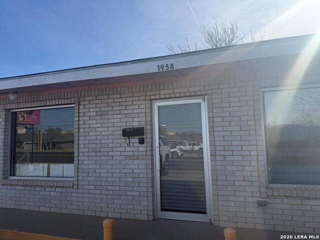 1990109 Property Photo 23