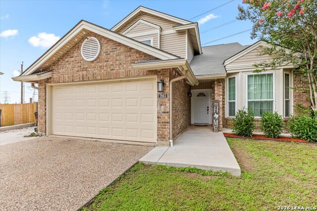 7903 CORUM TRAIL DR Property Photo 1