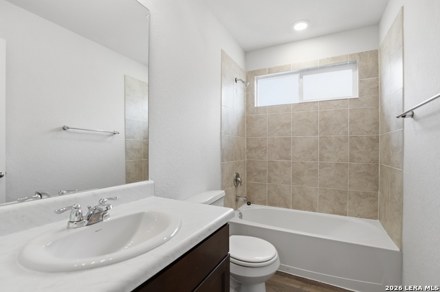2950 Wentwood Run Property Photo 4