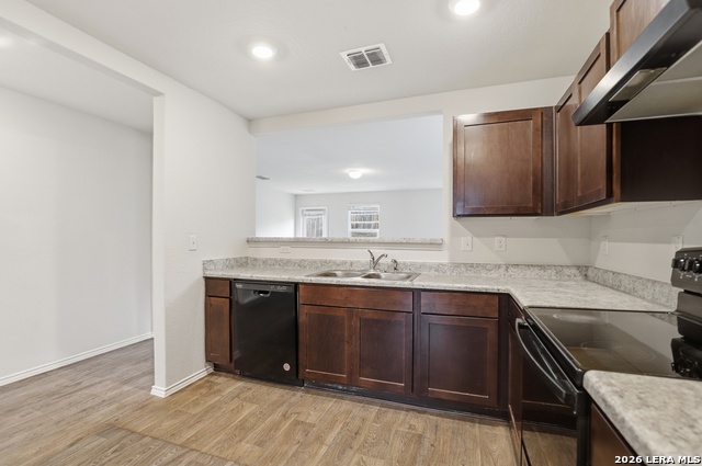 2950 Wentwood Run Property Photo 15