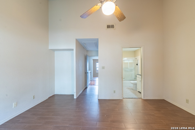 11815 Vance Jackson Property Photo 16