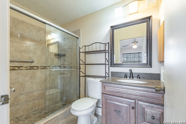 11815 Vance Jackson Property Photo 17