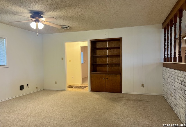 902 Oakridge Dr Property Photo 15