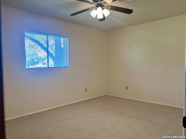 902 Oakridge Dr Property Photo 29