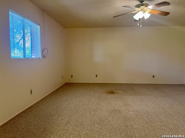 902 Oakridge Dr Property Photo 34