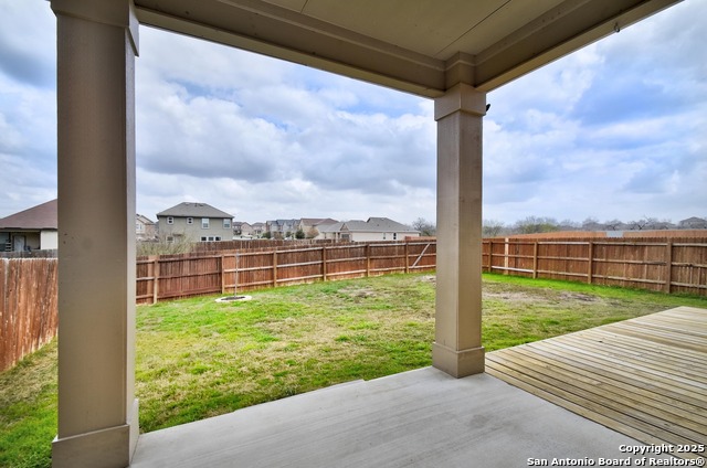 3302 Uresti Flds Property Photo 27