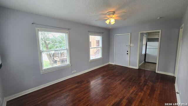 504 Elmhurst Ave Property Photo 5