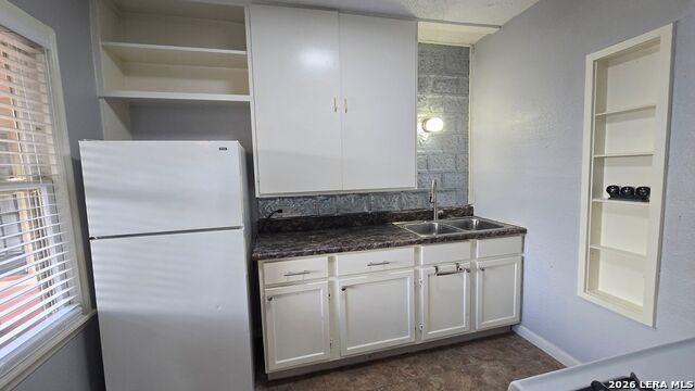 504 Elmhurst Ave Property Photo 7