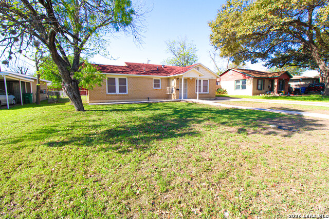 306 Overhill Property Photo 2