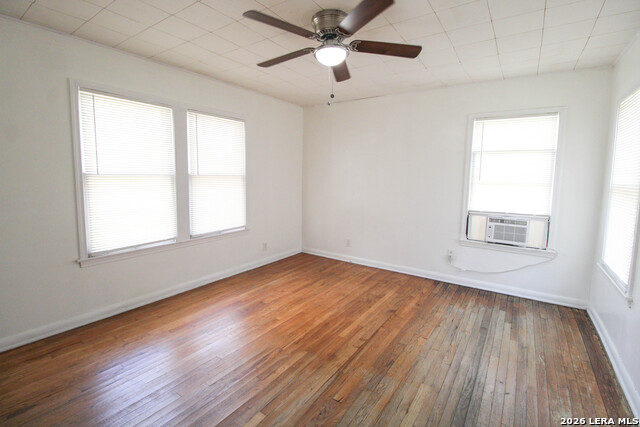 306 Overhill Property Photo 16