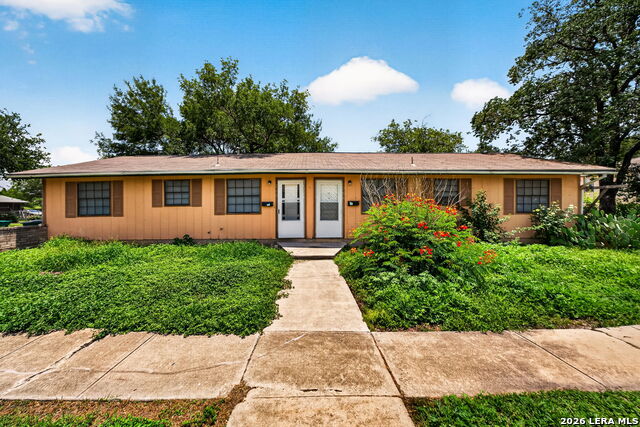 208 Bexar Dr Property Photo 1
