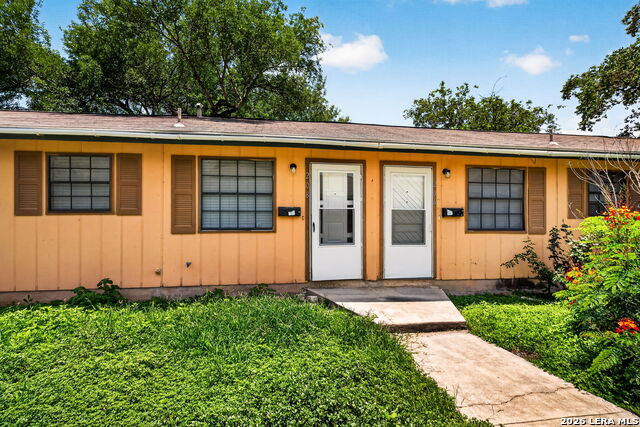 208 Bexar Dr Property Photo 6