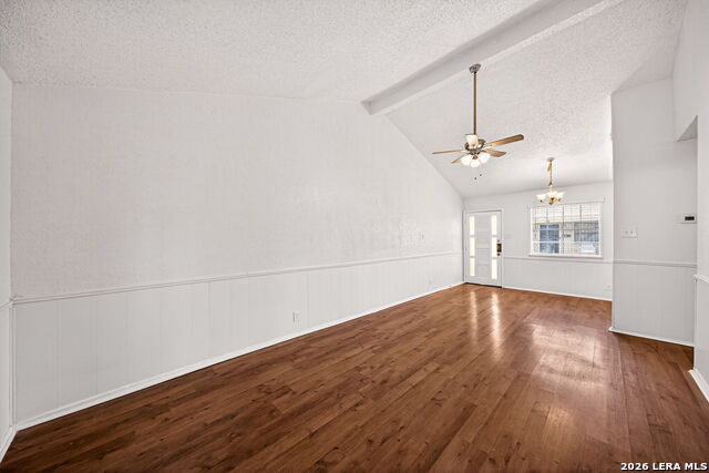 208 Bexar Dr Property Photo 9
