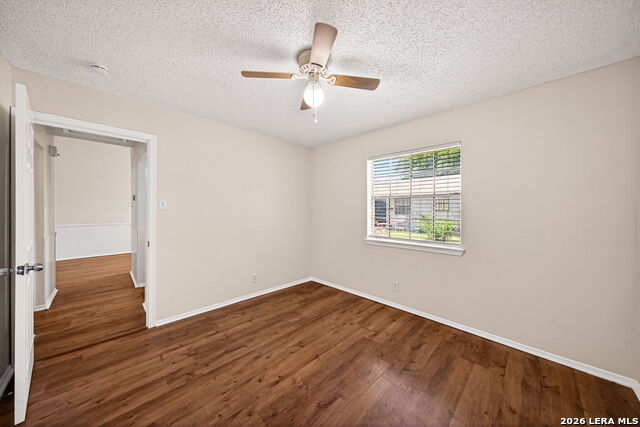 208 Bexar Dr Property Photo 21