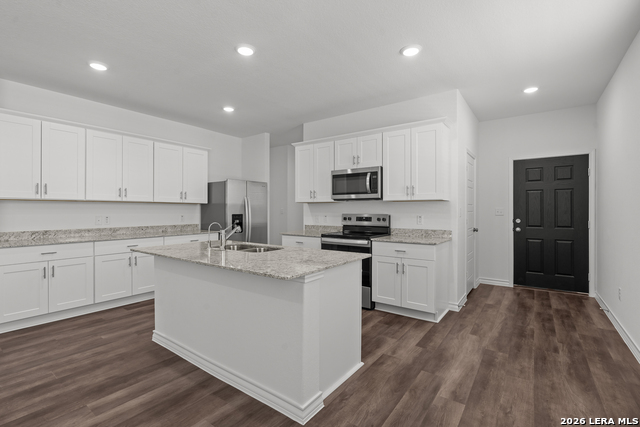 5013 Conch Shell Property Photo 3