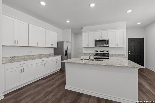 5013 Conch Shell Property Photo 6