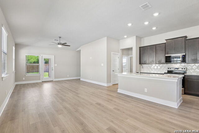 6447 Prince Howard Property Photo 6