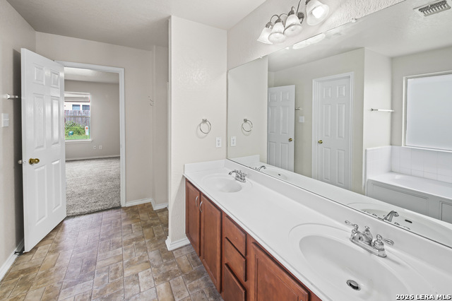2127 Red Rock Crossing Property Photo 6